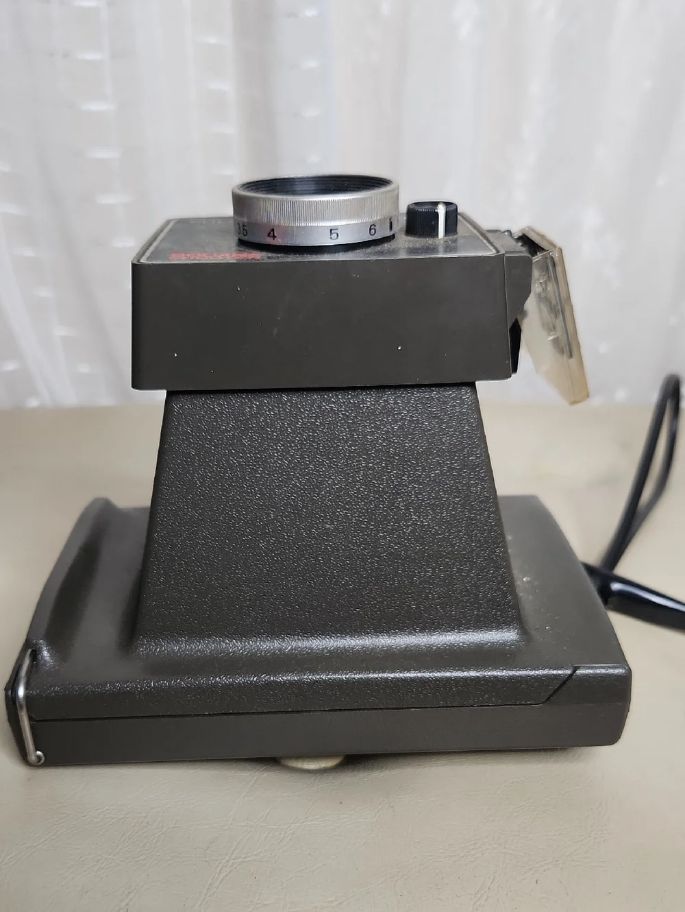 Vintage 70's Collectable Polaroid Land Camera Square Shooter